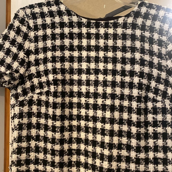 Houndstooth dress - Picture 2 of 3